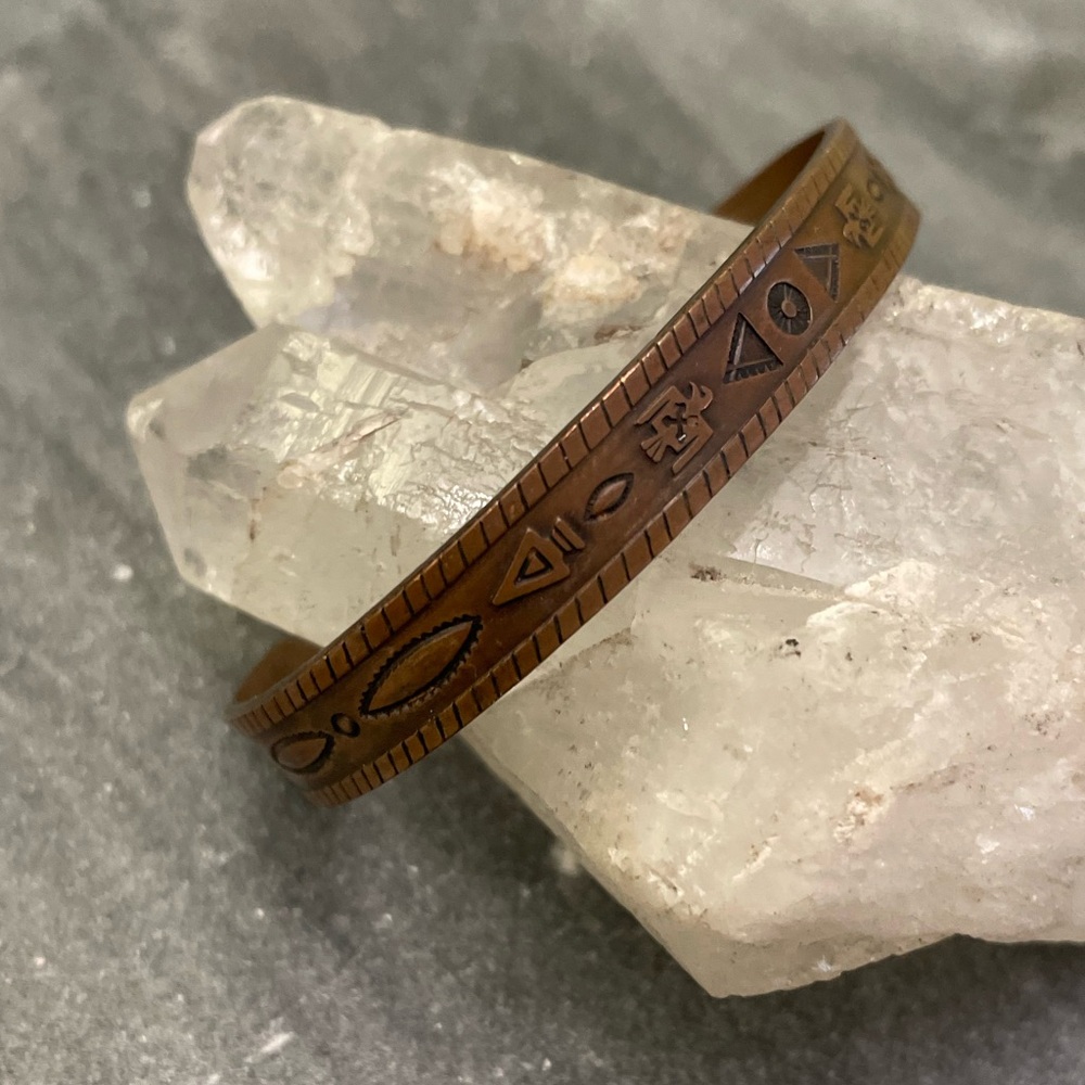 Vintage Solid Copper Thunderbird Cuff Bracelet - image 7
